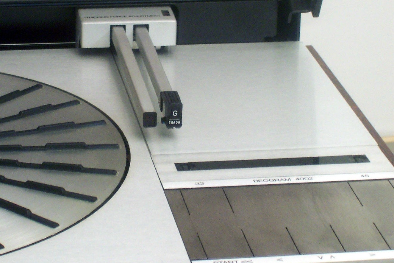 Tone arm and the sensor arm.